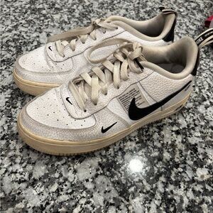 Kids Nike Air Force Ones Black and White